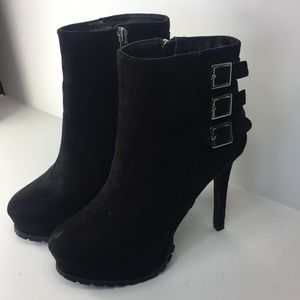 Black platform boot